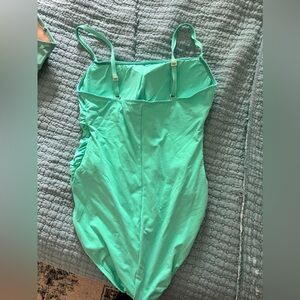 Womens size 16 La Blanca one piece swim suit. This was never worn.